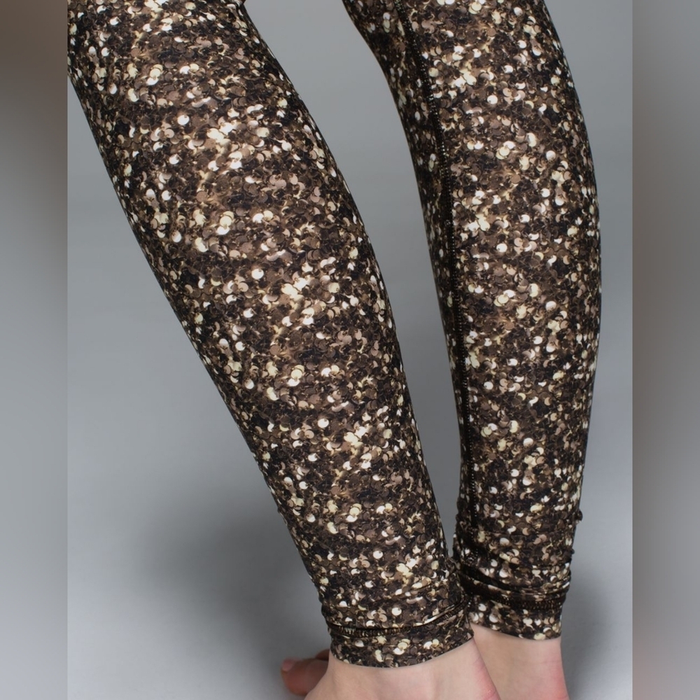 Lululemon 2014 Shine Tight (Roll Down) Shimmy Shimmer Multi Size 6 - Picture 6 of 13